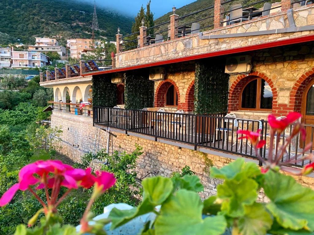 Itaka Hotel Lukova 外观 照片